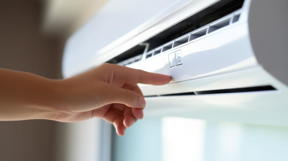 Choosing split unit air conditioner by looking through its essential features